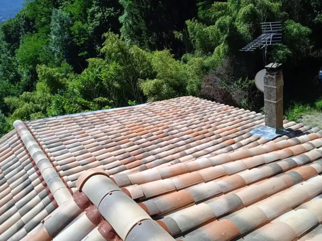 Rénovation de toiture, couverture et charpente — chantier Sirven Couverture